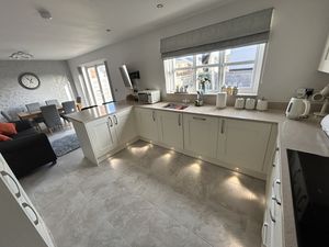 Photo 11- click for photo gallery